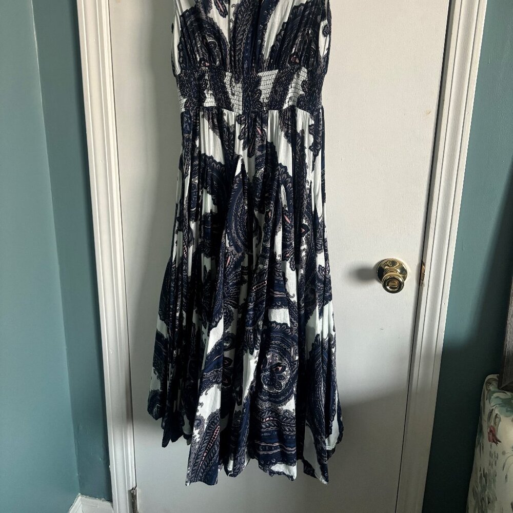Chelsea & Theodore Dress - Picture 3 of 3